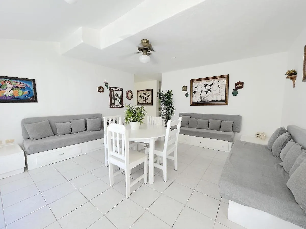 מלון פונטה קאנה Los Corales Villas & Apartments Spa Beach Club Wifi